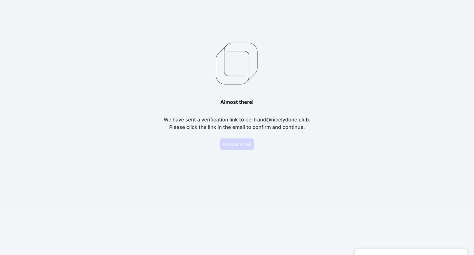 Outverse screen