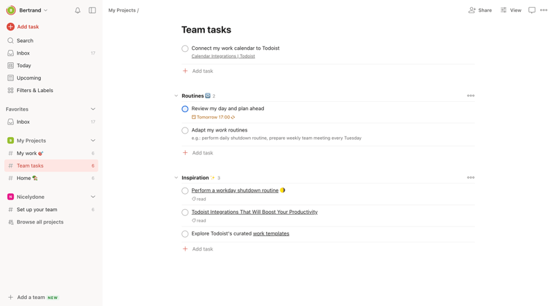 Todoist
			      ux ui design