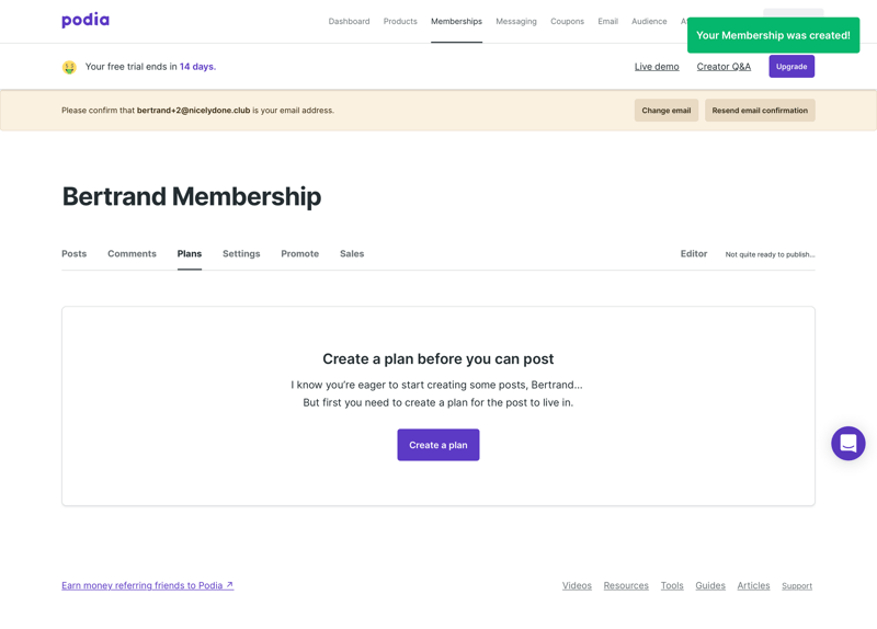 Podia
			     ux ui design