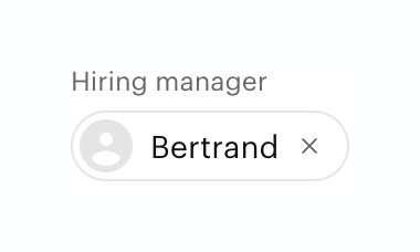 Read.cv
				badge ui component
