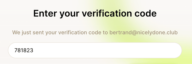 Async
				input code ui component