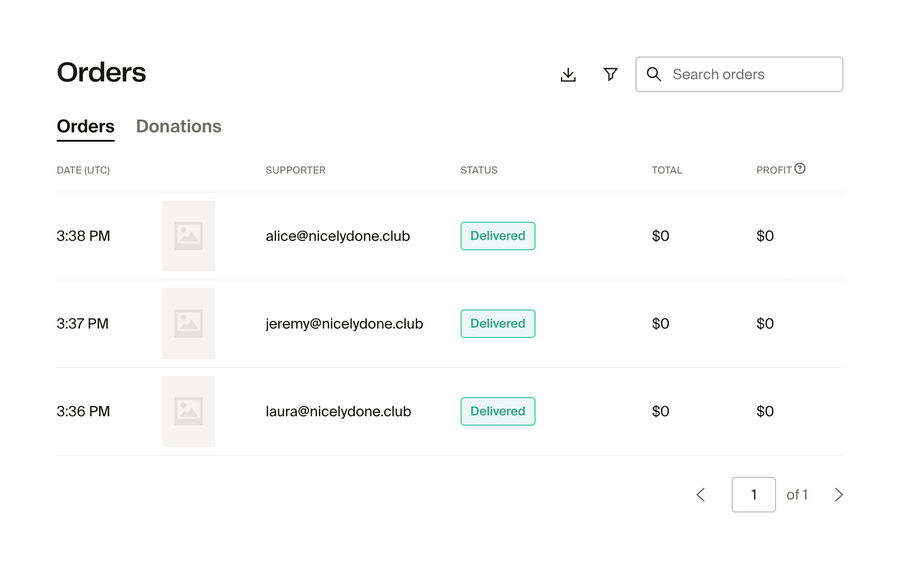 Fourthwall
				table ui component