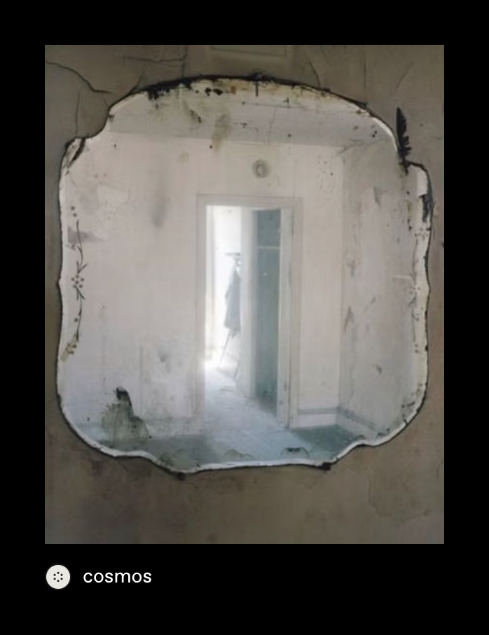 Cosmos
				card ui component