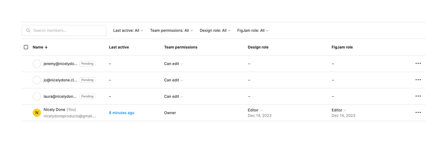 Figma
				table ui component