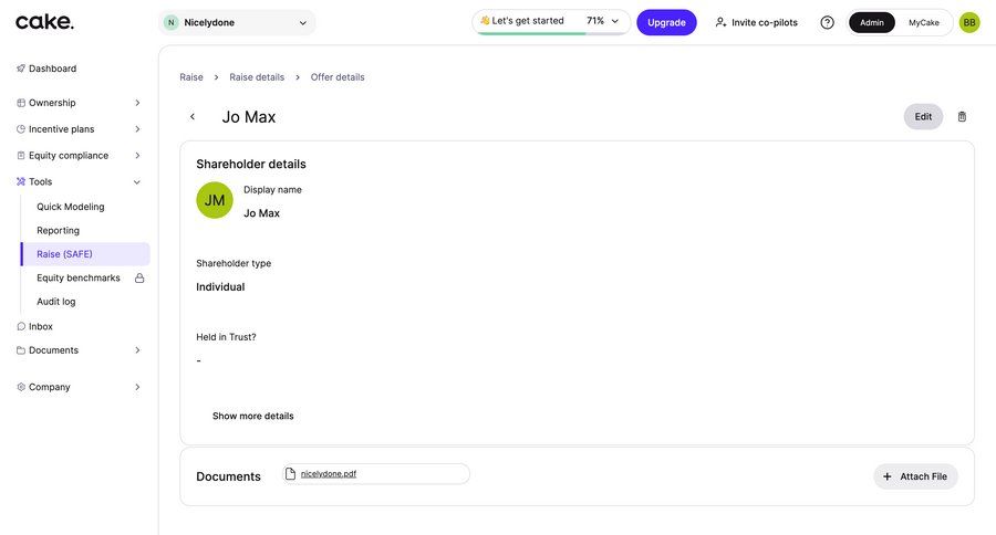 Cake
				detail page ui page example