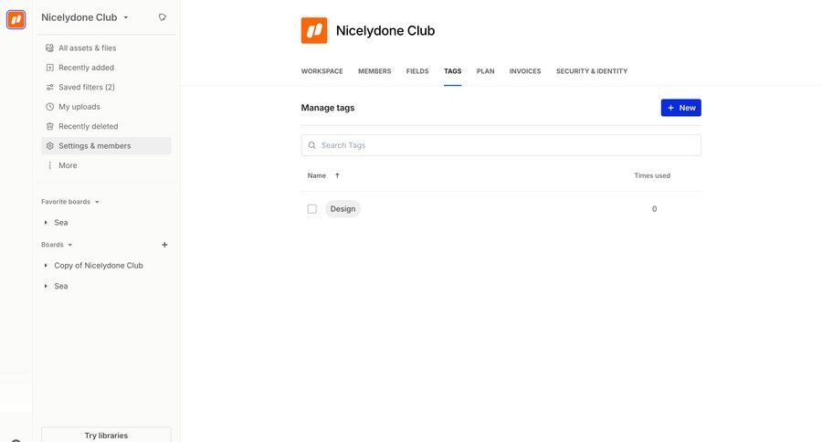 Air
			 sidebar navigation project management list management full-screen layout tag management ui page example