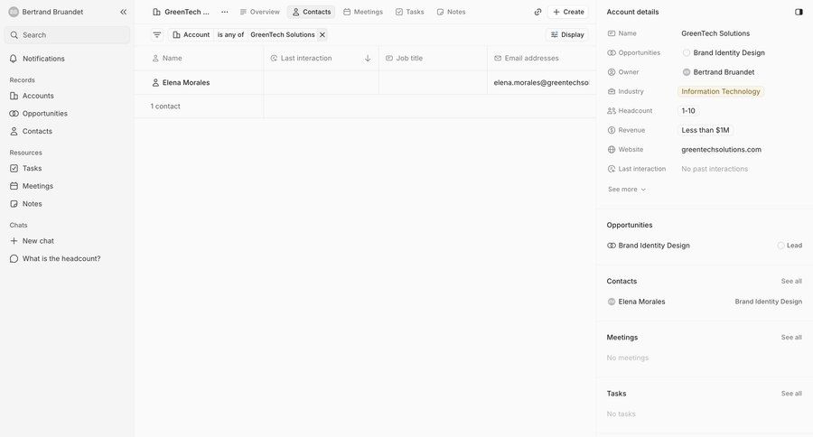 Lightfield
			 right sidebar b2b saas ui page example