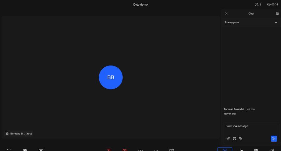 Dyte
			 collaboration sidebar communication chat chat interface live chat ui page example