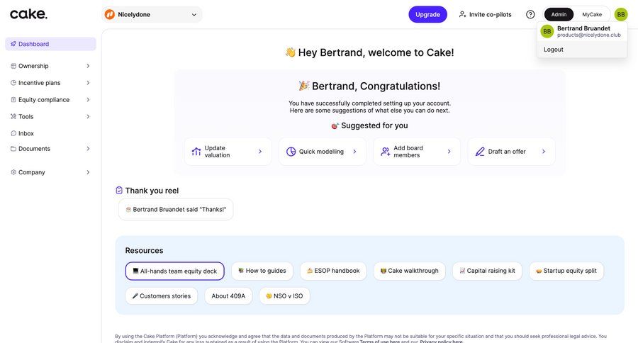 Cake
			 dashboard sidebar navigation finance dashboard overview sidebar navigation bar menu ui page example