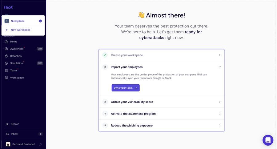 Riot
				navigation page example
